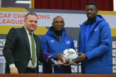 مدرب الهلال عن تأثير الحرب: استعنا بطبيب نفسي.. ونقوم بدور الأب والأم مع اللاعبين